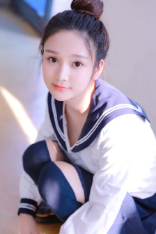 巨胸美乳中文